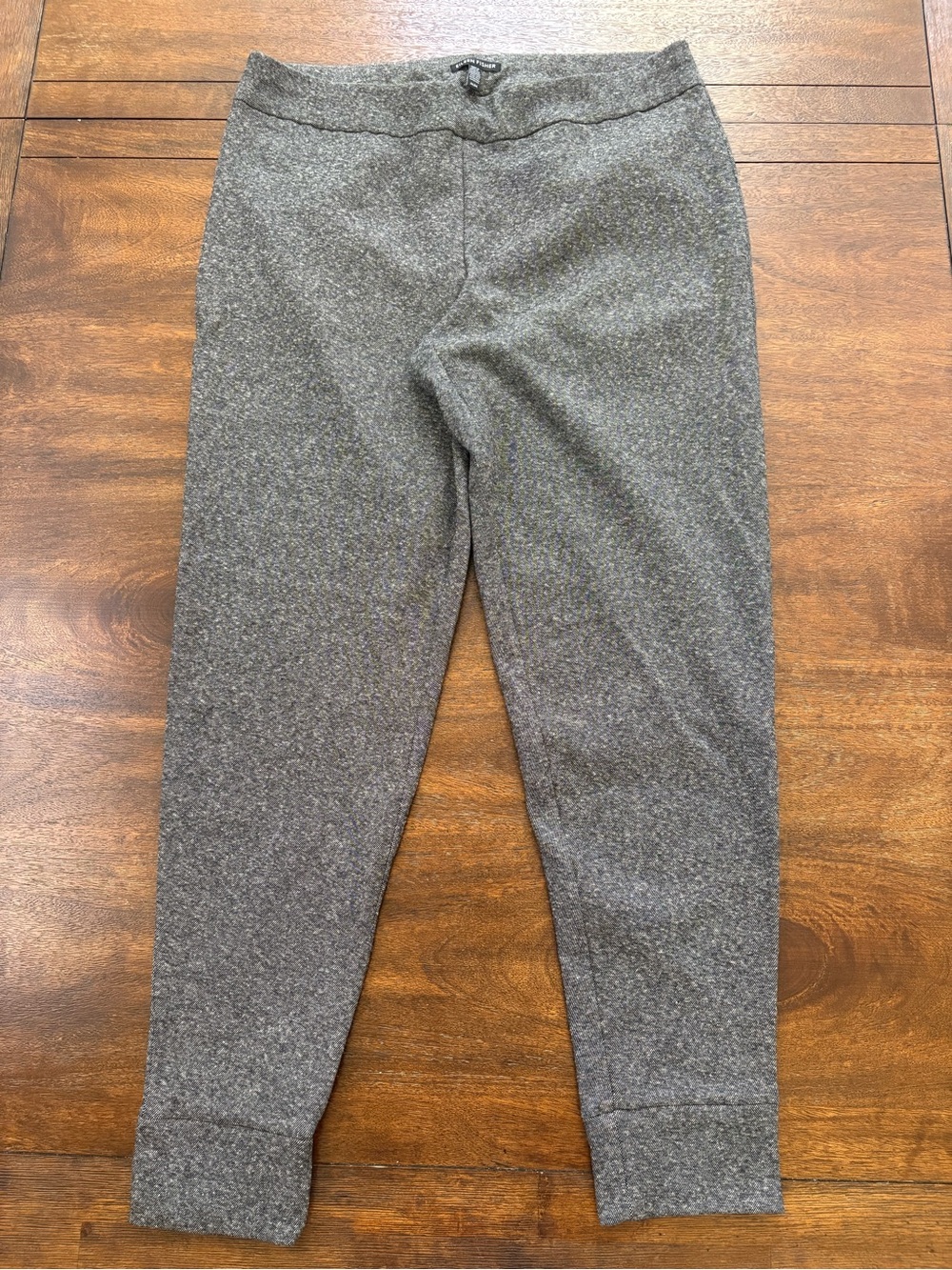 Eileen Fisher Pull On Tapered Ankle in Charcoal Organic Cotton Tweed Pants M
